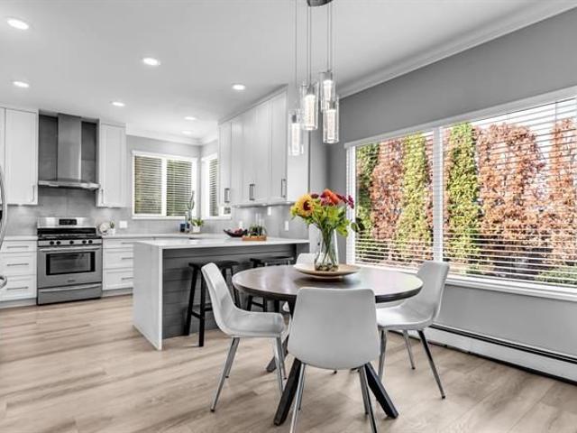 4 bedroom, 2.5 Bath home in Fraser Heights