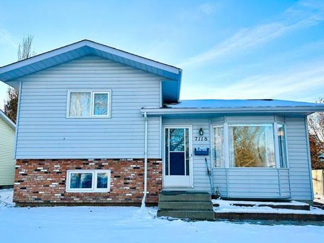 4 bedroom 2 bath Patterson home