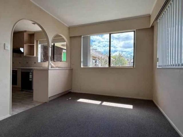 4 Bedroom, 2 bathroom Home in the Heart of Mt.