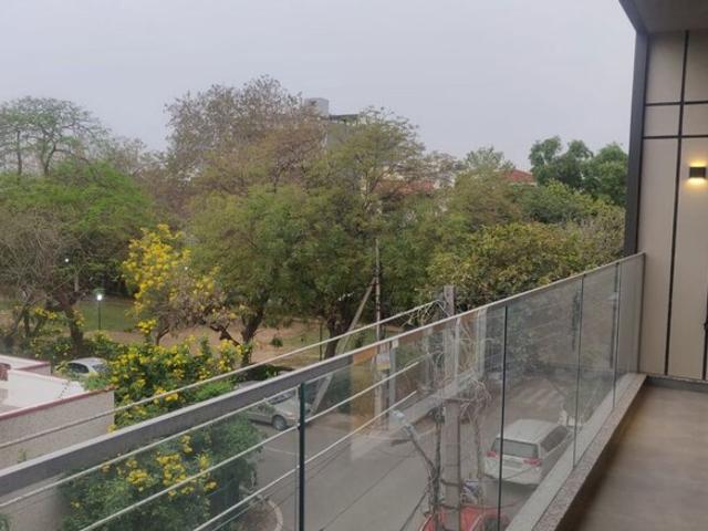 4 Bedroom 3000 Sq.Ft. Builder Floor in Malibu Town Gurgaon Listing ID: #10029