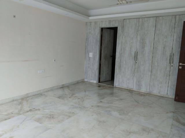 4 Bedroom 300 Sq.Yd. Apartment in Jasola Delhi Listing ID: #10268