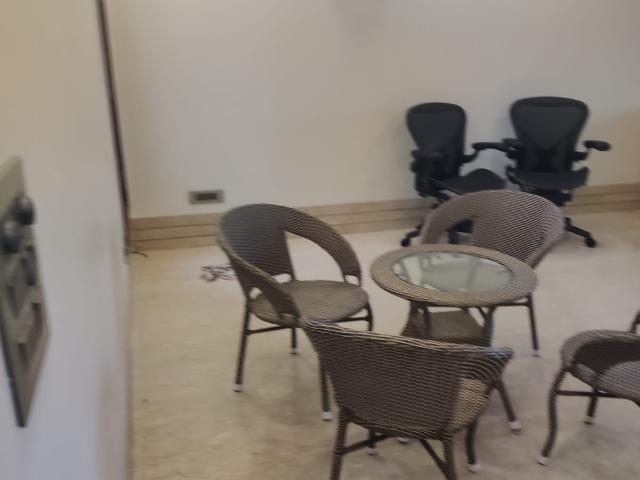 4 Bedroom 300 Sq.Yd. Builder Floor in Hauz Khas Delhi Listing ID: #9455