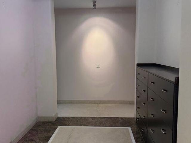4 Bedroom 325 Sq.Yd. Builder Floor in Defence Colony Delhi Listing ID: #10276