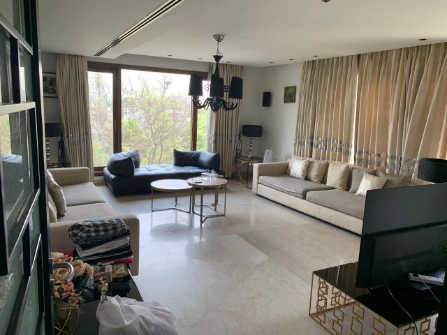 4 Bedroom 354 Sq.Yd. Builder Floor in Defence Colony Delhi Listing ID: #9471