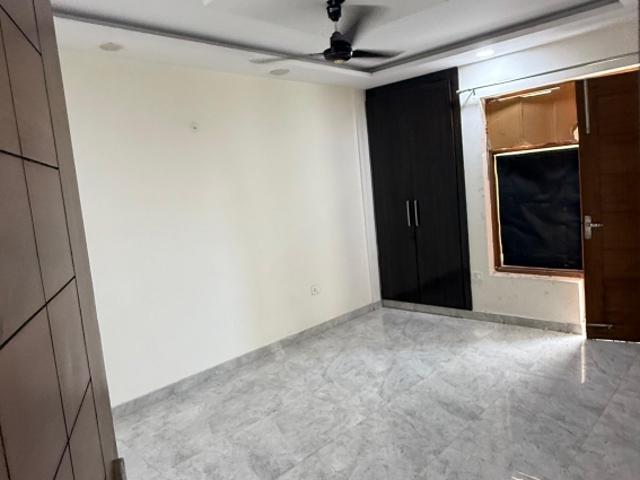 4 Bedroom 350 Sq.Yd. Builder Floor in Green Fields Colony Faridabad Listing ID: #9511