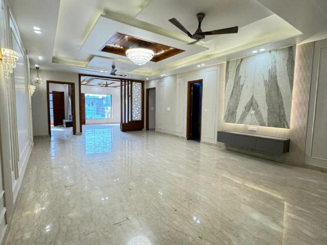 4 Bedroom 350 Sq.Yd. Builder Floor in Sector 21c Faridabad Listing ID: #10201