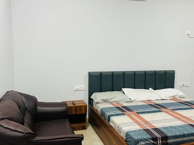 4 Bedroom 360 Sq.Yd. Builder Floor in South City 1 Gurgaon Listing ID: #10073