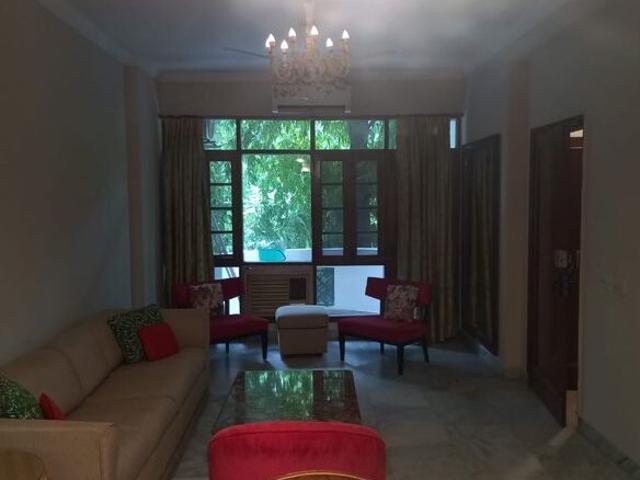 4 Bedroom 400 Sq.Yd. Builder Floor in Anand Lok Delhi Listing ID: #10279