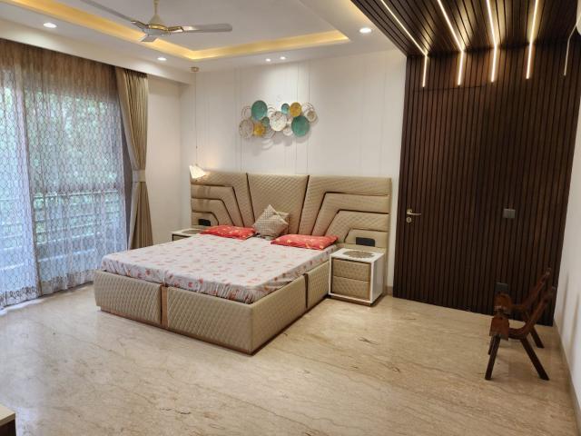4 Bedroom 400 Sq.Yd. Builder Floor in Green Park Delhi Listing ID: #9513