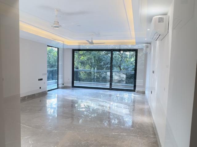 4 Bedroom 500 Sq.Yd. Apartment in Rajinder Nagar Delhi Listing ID: #9902