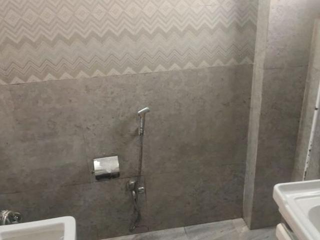 4 Bedroom 500 Sq.Yd. Builder Floor in Lajpat Nagar Iii Delhi Listing ID: #10319