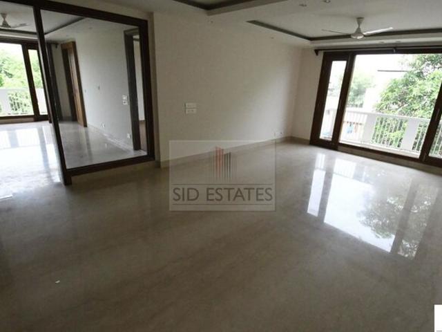 4 Bedroom 500 Sq.Yd. Builder Floor in Safdarjung Development Area Delhi Listing ID: #10013