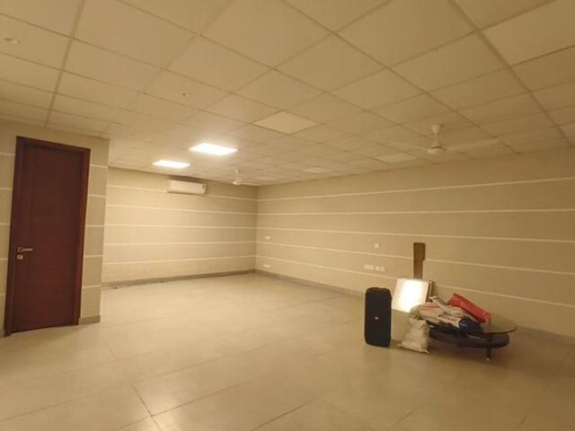 4 Bedroom 600 Sq.Yd. Builder Floor in Shanti Niketan Delhi Listing ID: #9955