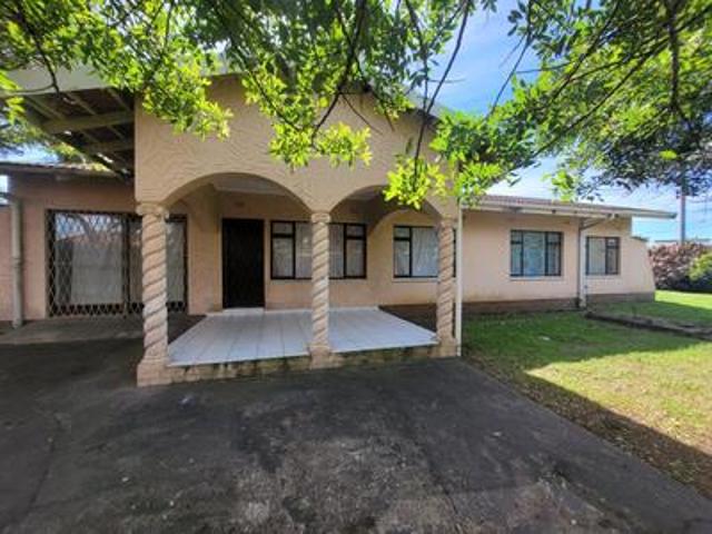 4 bedroom coastal home to rent in uv.