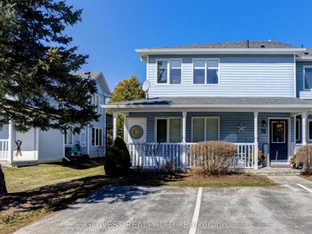 Condo 4 Bedroom Collingwood ON 89705472