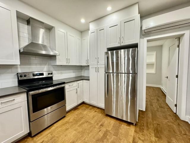 4 Bedroom Condo for Rent at 4237 Avenue des Érables, Montréal, QC H2H 2C6 Delorimier