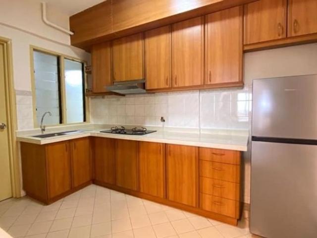 4 Bedroom Condo for rent in Bukit Pantai, Kuala Lumpur