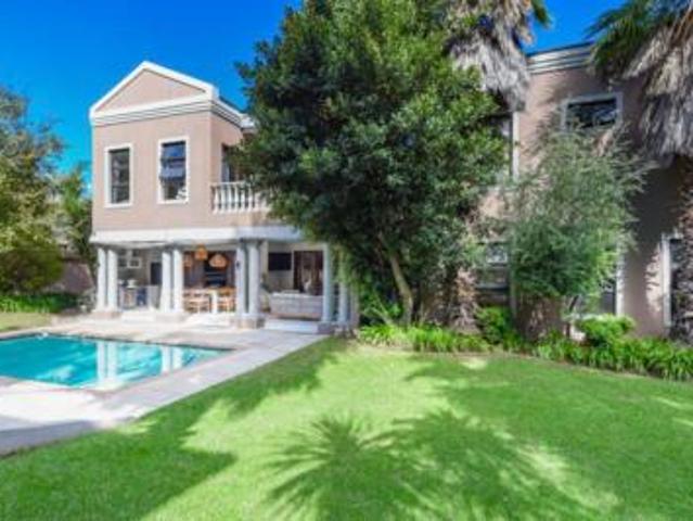 4 bedroom beautifully renovated corn.