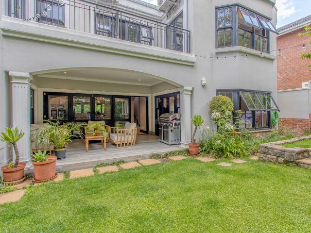 4 Bedroom Cluster To Let in Melrose