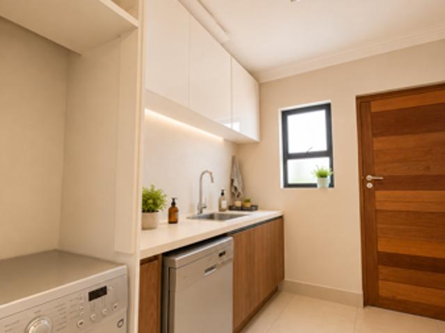 4 Bedroom Cluster in Waterkloof