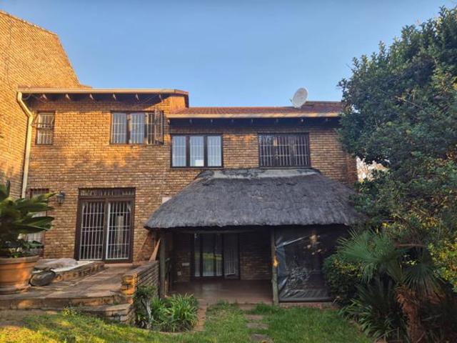 4 Bedroom Cluster in Atholl