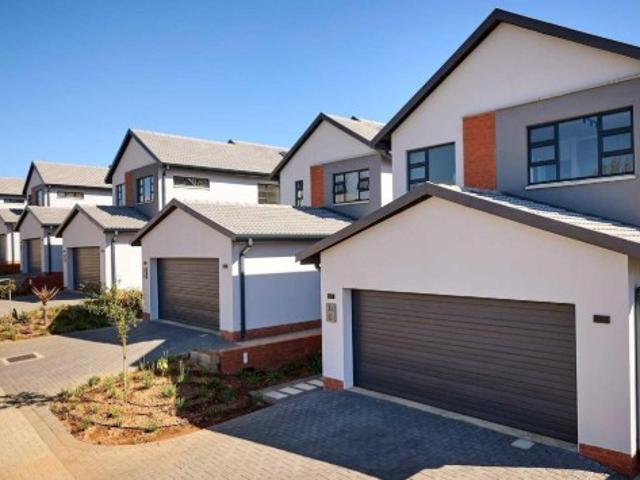 4 Bedroom Cluster in Broadacres