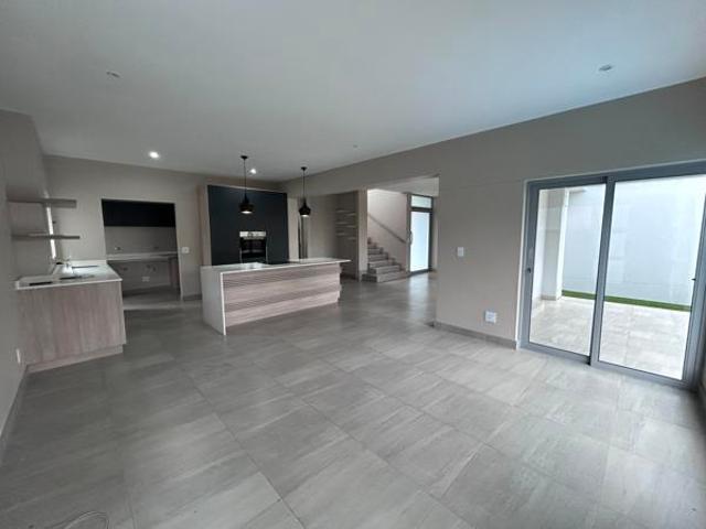 4 Bedroom Cluster in Bryanston