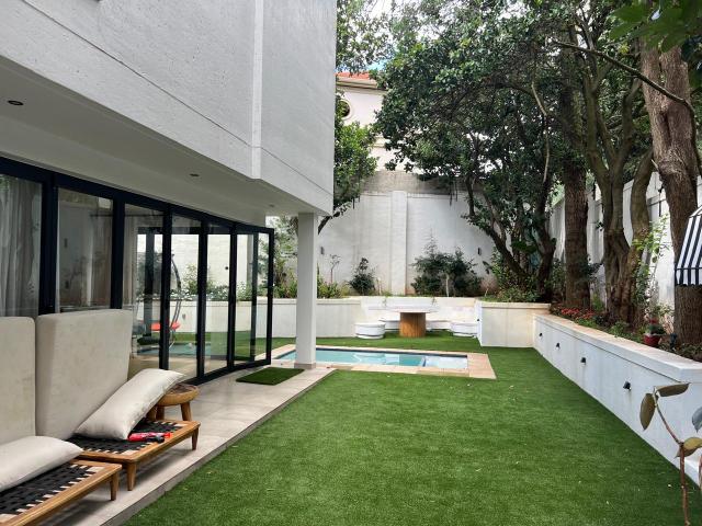 4 Bedroom Cluster in Hyde Park