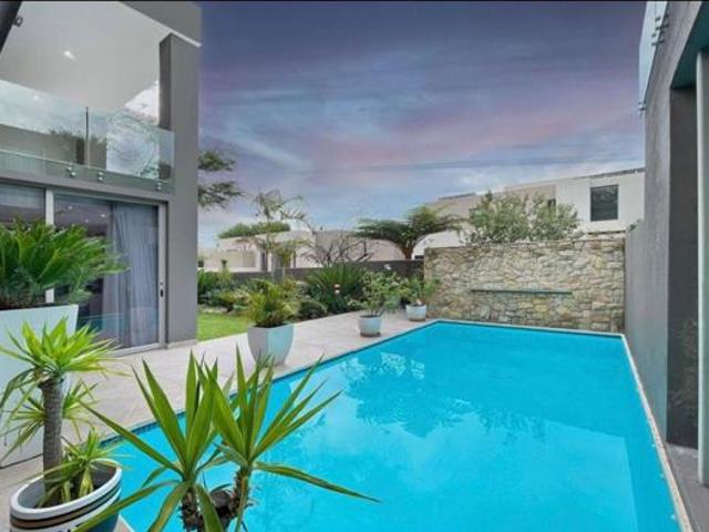 4 Bedroom Cluster in Hyde Park