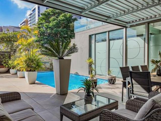 4 Bedroom Cluster in Hyde Park