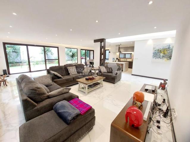 4 Bedroom All Ensuite Villa For Sale in Kitisuru, Nairobi Kenya