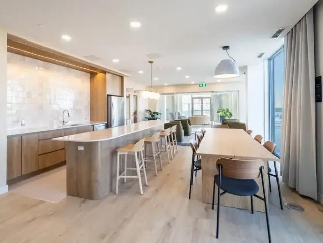 4 Bedroom Apartment Ottawa ON 96588996