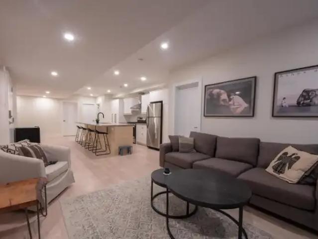 4 Bedroom Apartment Ottawa ON 103178922