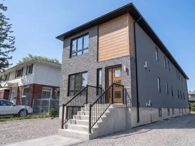 4 Bedroom Apartment Ottawa ON 104106595