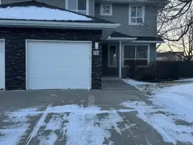 4 Bedroom Apartment Airdrie AB 104223993