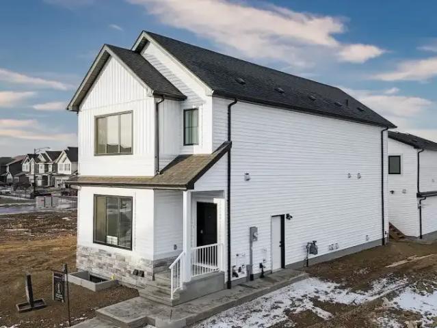 4 Bedroom Apartment Beaumont AB 104181548