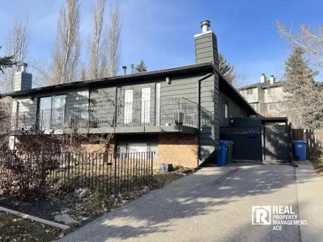 4 Bedroom Apartment Calgary AB 104180381