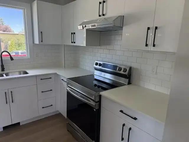 4 Bedroom Apartment Calgary AB 104257138