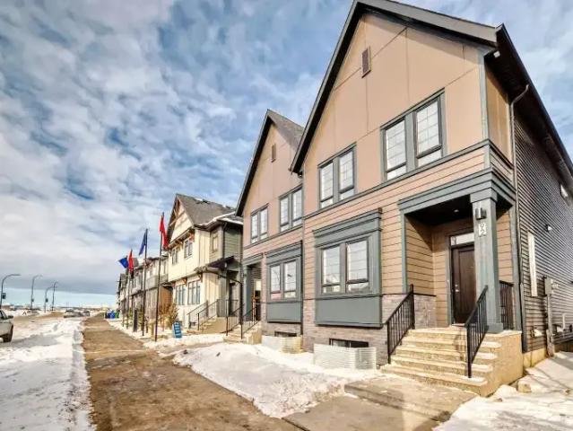 4 Bedroom Apartment Calgary AB 104401405