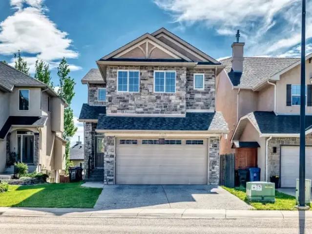 4 Bedroom Apartment Calgary AB 104506885