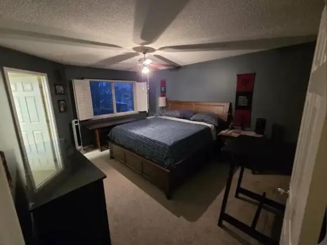 4 Bedroom Apartment Calgary AB 104782737