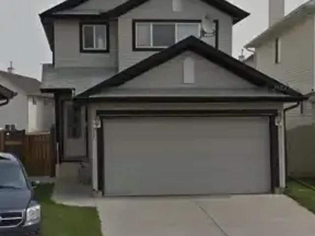 4 Bedroom Apartment Calgary AB 102951622