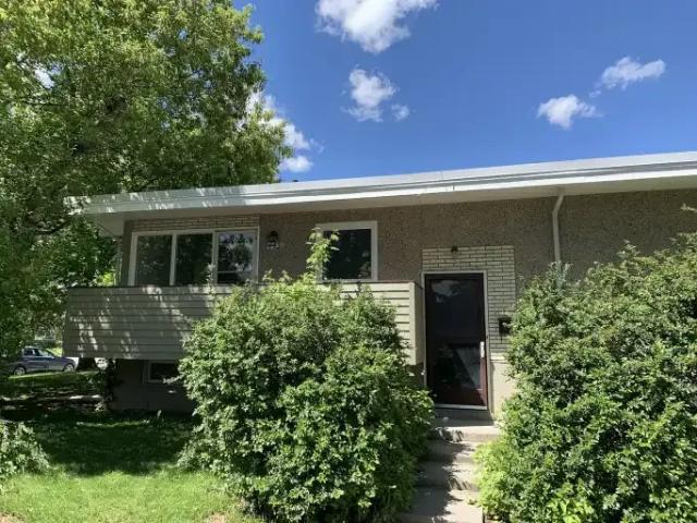 4 Bedroom Apartment Calgary AB 103060466