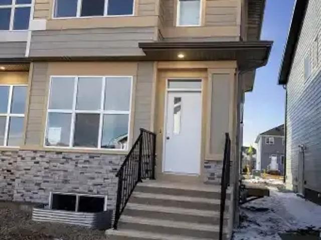4 Bedroom Apartment Calgary AB LS101016591