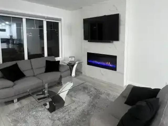 4 Bedroom Apartment Calgary AB LS102883295