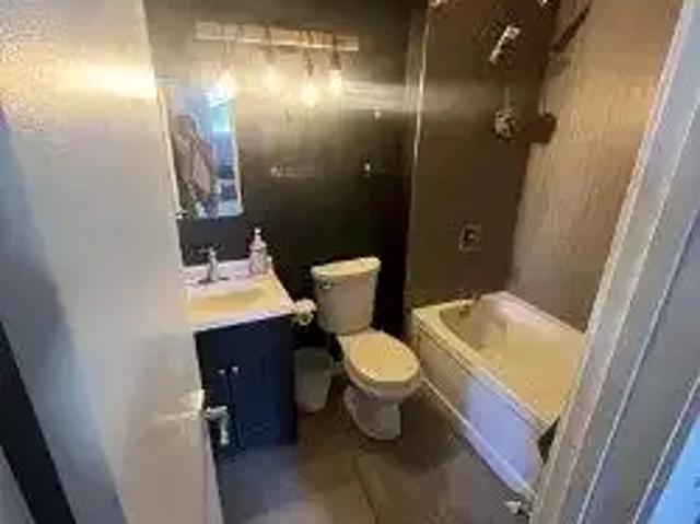 4 Bedroom Apartment Calgary AB LS102052413