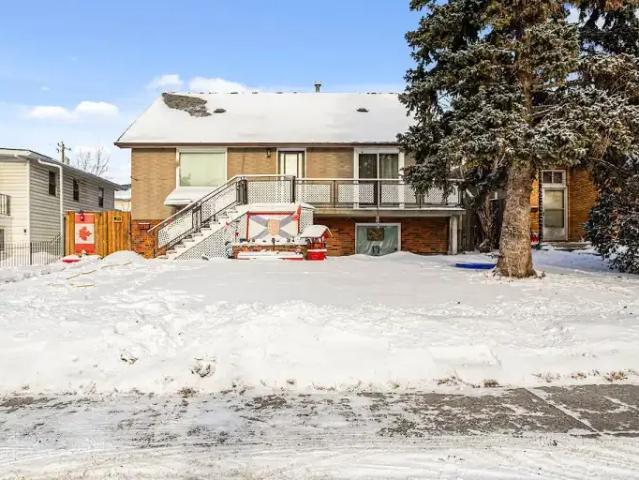 4 Bedroom Apartment Calgary AB LS102271713
