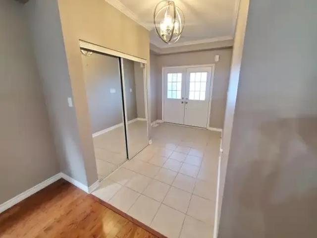 4 Bedroom Apartment Clarington ON 104142684