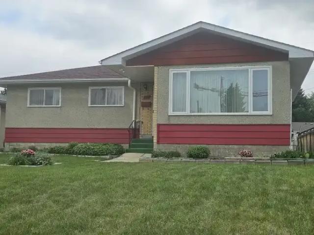 4 Bedroom Apartment Edmonton AB 102915144