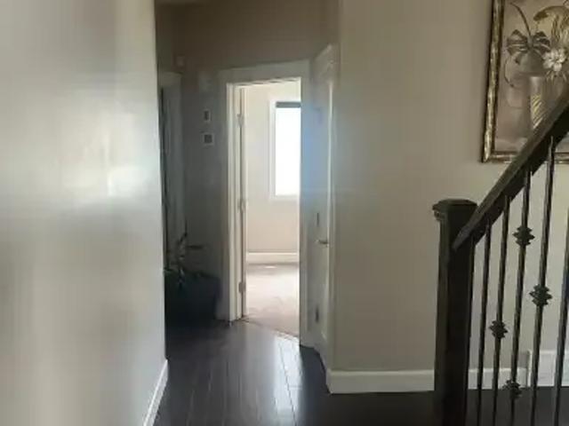 4 Bedroom Apartment Edmonton AB 104182019